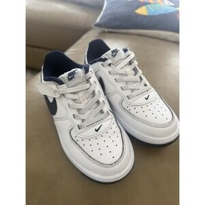 Nike‎ Air Force 1 Low (PS) White / Navy (IF1673 103) Preschool Kids 12c